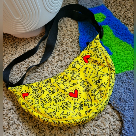 Uniqlo Handbags - Uniqlo keith haring bag